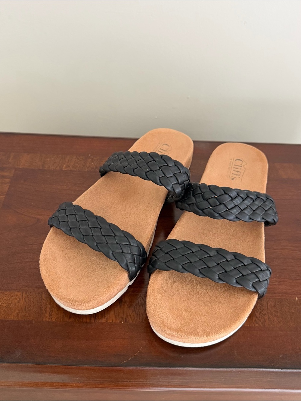 Cliffs by WHITE MOUNTAIN Black Braided Double-Strap Slide Sandals Size 8